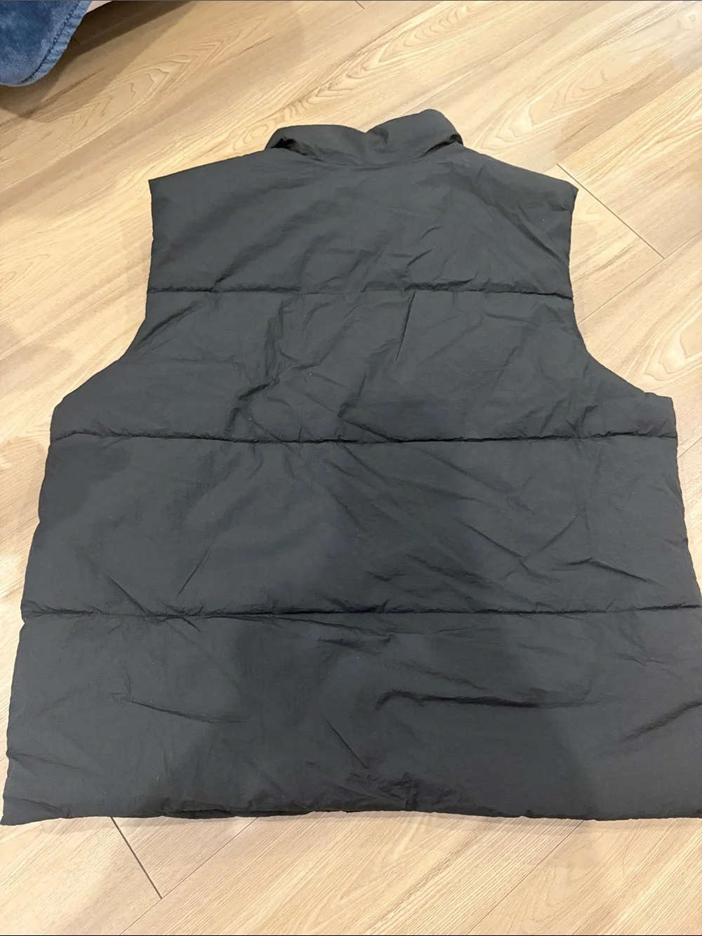 Old Navy Men's Black Puffer Jacket